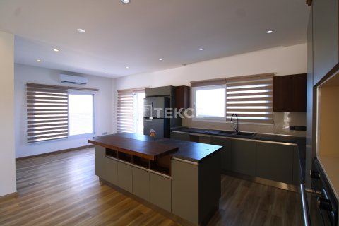 Продажа виллы  в Гирне, Северный Кипр 3+1, 256м2, №213764 – фото 17