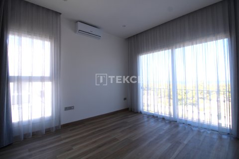 Продажа виллы  в Гирне, Северный Кипр 3+1, 256м2, №213764 – фото 24