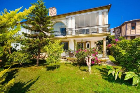 Продажа виллы  в Конаклы, Анталье, Турция 4 комн., 180м2, №213761 – фото 1