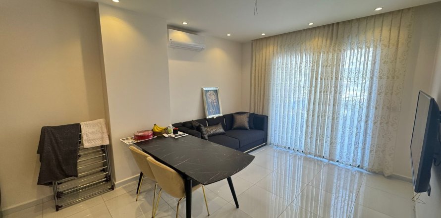1+1 Leilighet  i Mahmutlar, Antalya, Tyrkia Nr. 216338
