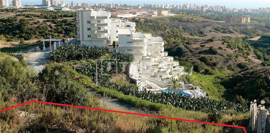 Land plot  in Alanya, Antalya, Turkey No. 223261
