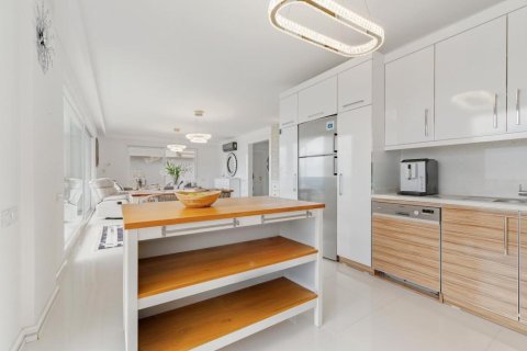 Lägenhet  i Kargicak, Alanya, Antalya, Turkiet Nr. 223260 - 8