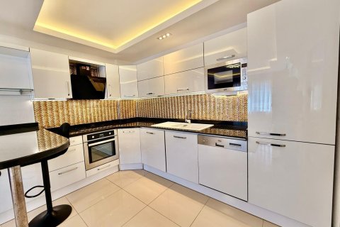 1+0 Wohnung in Mahmutlar, Antalya, Türkei Nr. 224881 - 4