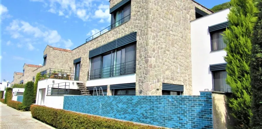 آپارتمان در  Beldibi ، ترکیه 4 خوابه ، 460 متر مربع.  شماره 223850