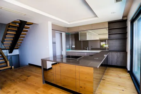 آپارتمان در  Beldibi ، ترکیه 4 خوابه ، 460 متر مربع.  شماره 223850 - 2