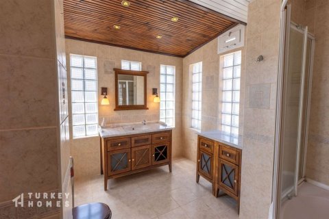 Villa for sale  in Marmaris, Mugla, Turkey, 5 bedrooms, 215m2, No. 233457 – photo 21