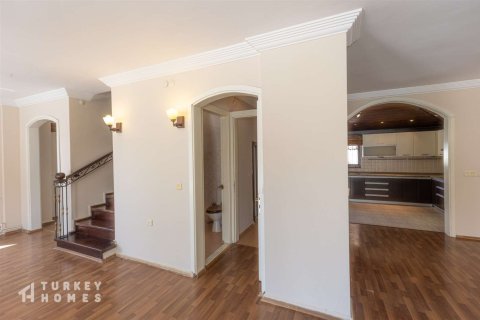 Villa for sale  in Marmaris, Mugla, Turkey, 5 bedrooms, 215m2, No. 233457 – photo 12