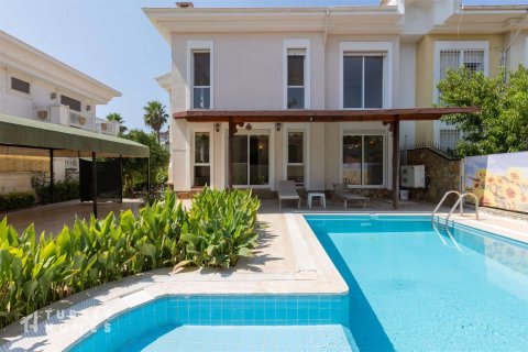 Villa for sale  in Marmaris, Mugla, Turkey, 5 bedrooms, 215m2, No. 233457 – photo 1