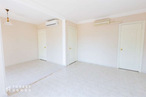 Villa for sale  in Marmaris, Mugla, Turkey, 5 bedrooms, 215m2, No. 233457 – photo 27