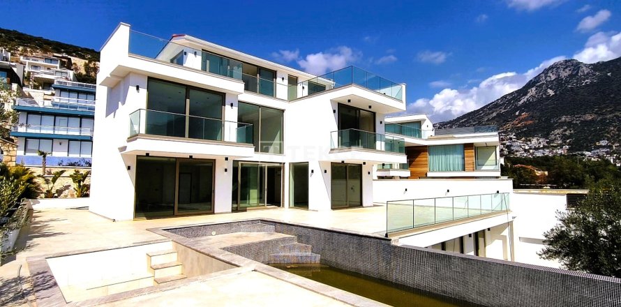 5+1 Villa  i Kas, Antalya, Tyrkia Nr. 222444