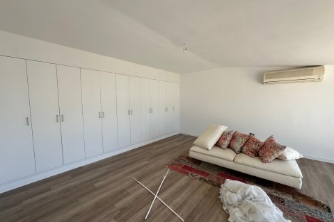 Аренда квартиры  в Аланье, Анталье, Турция 3+1, 220м2, №216720 – фото 19