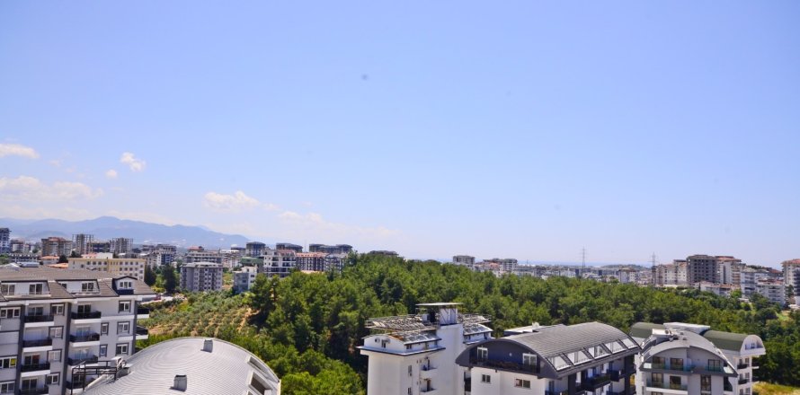 2+1 Apartment  in Alanya, Antalya, Turkey No. 216739