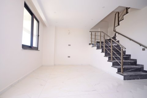 Apartment for rent  in Alanya, Antalya, Turkey, 2 bedrooms, 100m2, No. 216739 – photo 2