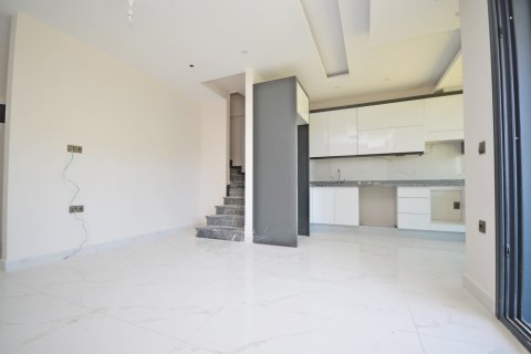 Аренда квартиры  в Аланье, Анталье, Турция 2+1, 110м2, №216734 – фото 5