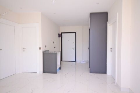 Аренда квартиры в Аланье, Анталье, Турция 2+1, 80м2, №216740 – фото 16