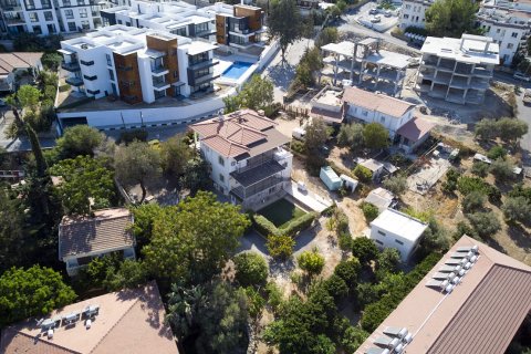 Продажа виллы  в Алсанджаке, Гирне, Северный Кипр 7+1, 400м2, №214656 – фото 5