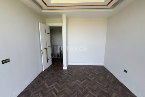 3+1 Wohnung in Kartepe, Kocaeli, Türkei Nr. 45567 - 24