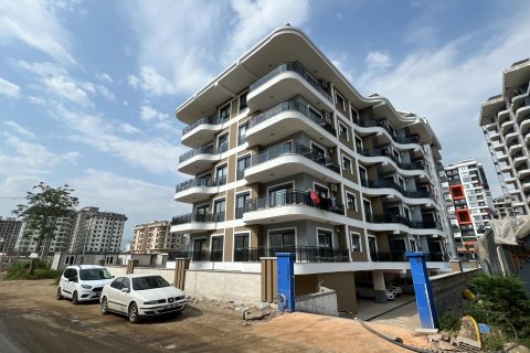 2+1 Takleilighet  i Mahmutlar, Antalya, Tyrkia Nr. 229718