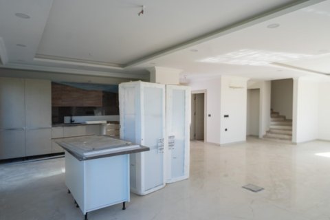 4+1 Villa  in Alanya, Antalya, Türkei Nr. 218636 - 3