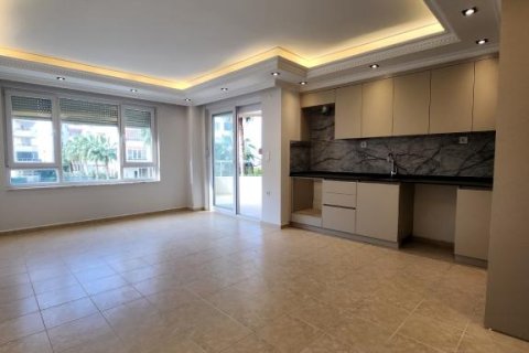 Lejlighed i Mahmutlar, Antalya, Tyrkiet Nr. 212203 - 1