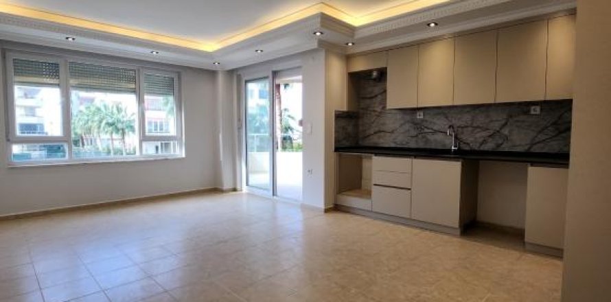 Lejlighed i Mahmutlar, Antalya, Tyrkiet Nr. 212203