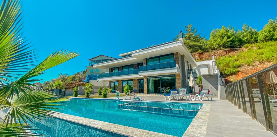 Вилла  9+1 в Аланье, Анталья, Турция №219392