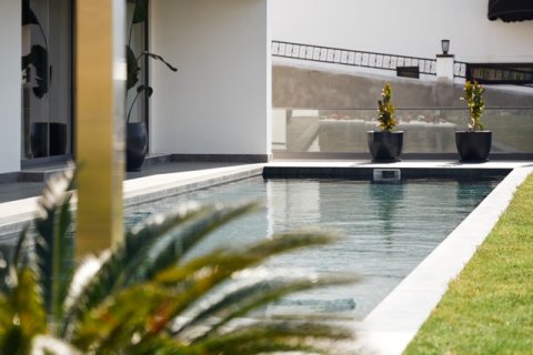 Продажа виллы  в Анталье, Турция 4+1, 648м2, №222839 – фото 8