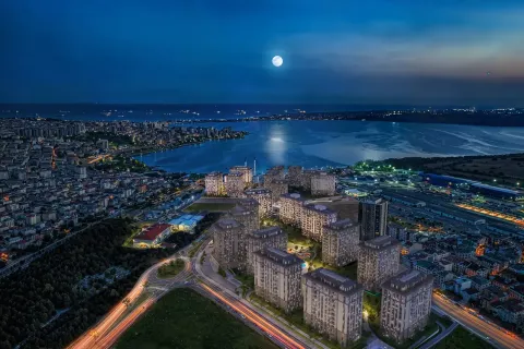 Продажа квартиры  в Стамбуле, Турция 4 комн., №213372 – фото 4