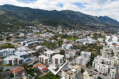 2+1 Wohnung  in Alsancak, Girne,  Nr. 214570 - 14