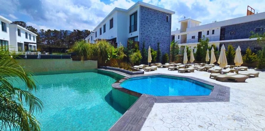 1+1 Penthouse  in Esentepe, Girne, Northern Cyprus No. 214573