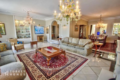 5+1 Villa i Istanbul, Tyrkiet Nr. 233548 - 8