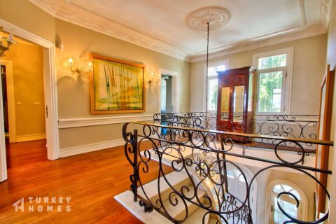 5+1 Villa i Istanbul, Tyrkiet Nr. 233548 - 12