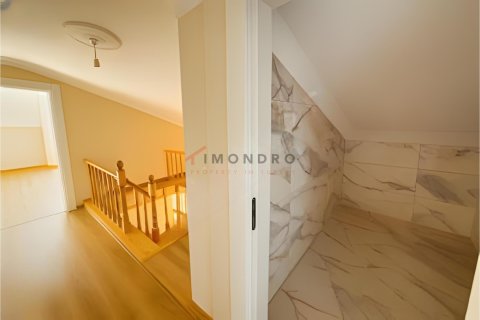 Apartment for sale  in Eyup, Istanbul, Turkey, 5 bedrooms, 170m2, No. 221417 – photo 9