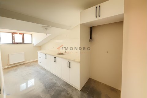 Apartment for sale  in Eyup, Istanbul, Turkey, 5 bedrooms, 170m2, No. 221417 – photo 11