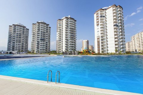 1+1 Apartment  in Mersin, Turkey No. 231189
