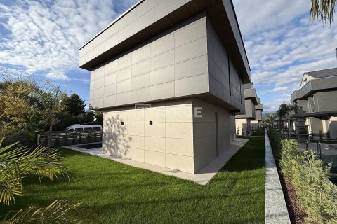 ویلا در  Fethiye ، ترکیه 4 خوابه ، 214 متر مربع.  شماره 216165 - 7