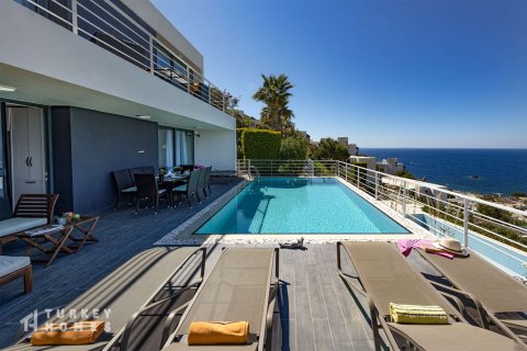 4+1 Villa in Yalikavak, Mugla, Türkei Nr. 233364 - 3