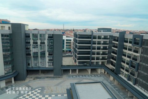 2+1 Wohnung in Istanbul, Türkei Nr. 233360 - 3