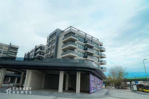2+1 Wohnung in Istanbul, Türkei Nr. 233360 - 4