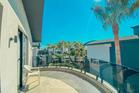 Продажа квартиры  в Аланье, Анталье, Турция 4+1, 200м2, №223965 – фото 16