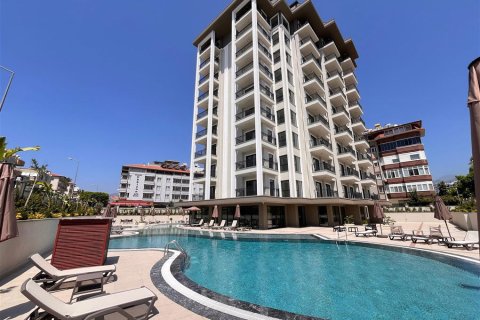 Daire  1+1  Oba, Antalya, Türkiye №218661