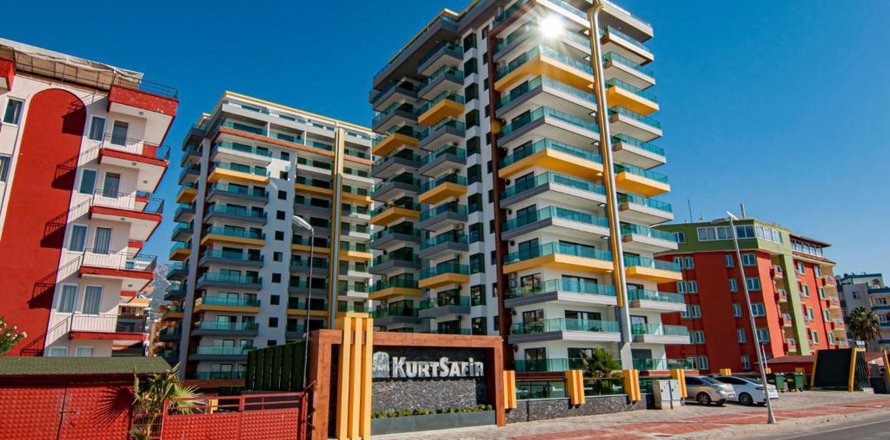 4+1 Apartment  in Mahmutlar, Antalya, Turkey No. 214731