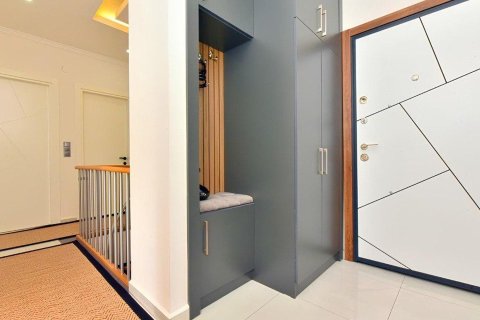 Apartment for sale  in Oba, Antalya, Turkey, 4 bedrooms, 220m2, No. 214729 – photo 16