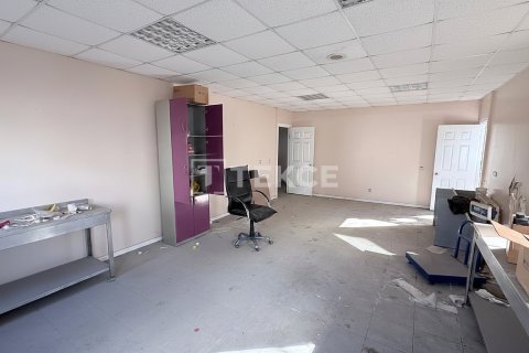 Продажа коммерческой недвижимости в Менемене, Измире, Турция, 1100м2, №221110 – фото 27