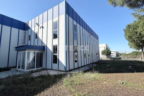 Продажа коммерческой недвижимости в Менемене, Измире, Турция, 1100м2, №221110 – фото 17