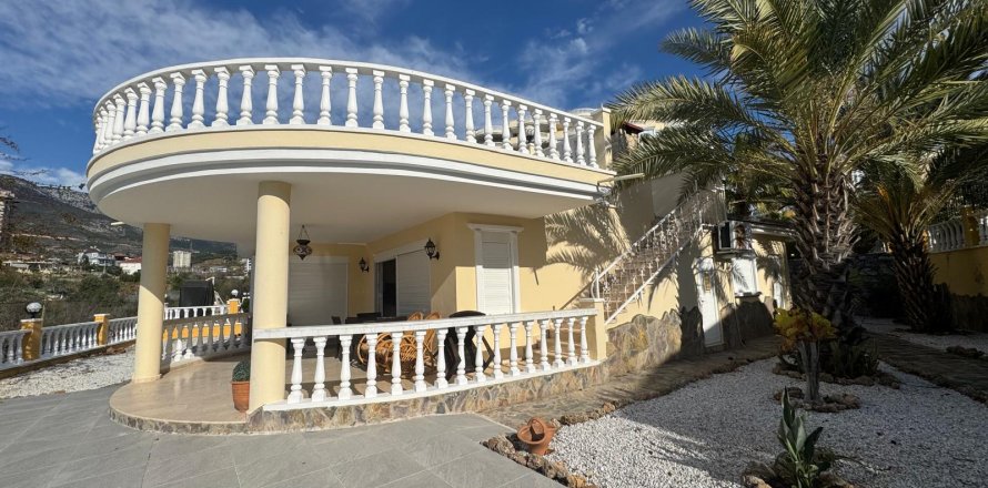 3+1 Villa  i Mahmutlar, Antalya, Tyrkiet Nr. 218569
