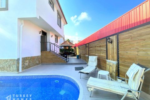 3+1 Villa i Alanya, Antalya, Tyrkia Nr. 233744 - 2