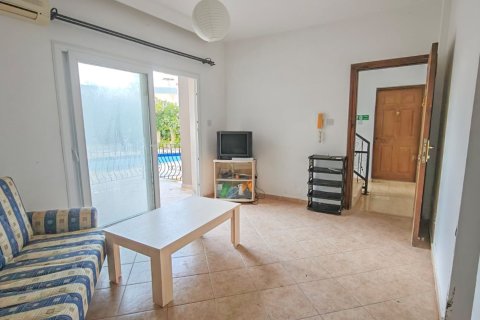 آپارتمان در  Alsancak ، ترکیه 75 متر مربع.  شماره 228823 - 2