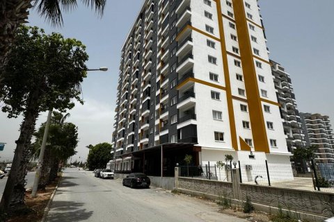 1+1 Apartment  in Tomuk, Mersin, Turkey No. 230401