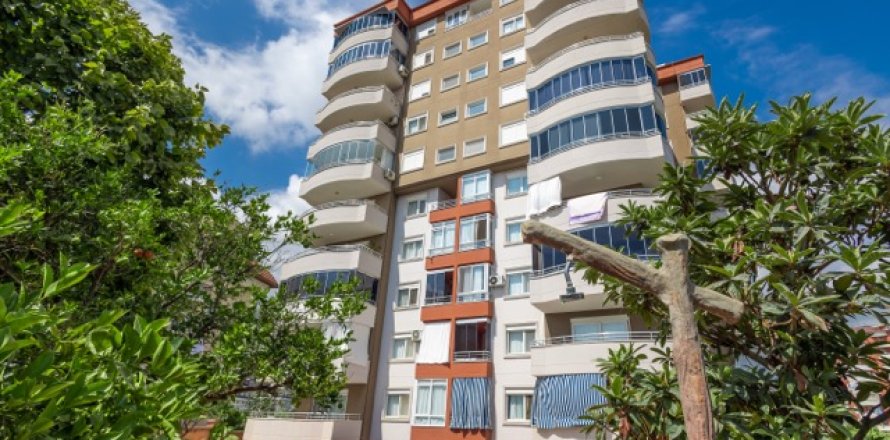 2+1 Apartment  in Antalya, Turkey No. 222806